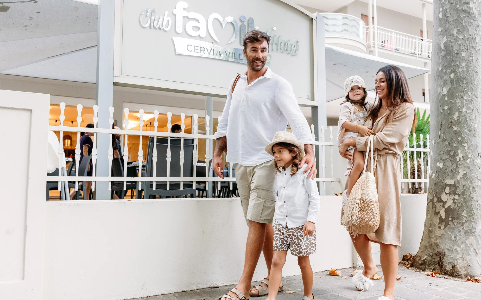 media.Slide_CerviaVillage_5ClubFamilyHotel
